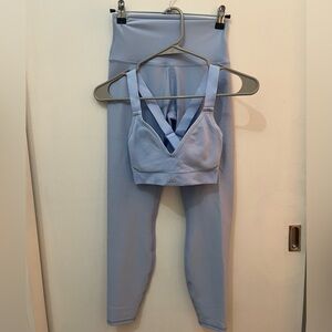 Alo Yoga Light Blue Sports Bra and Leggings Set Size XS